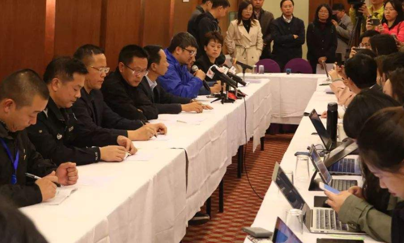 你认为当前的体育消费怎么样？开发消费潜力需要各方的合作
